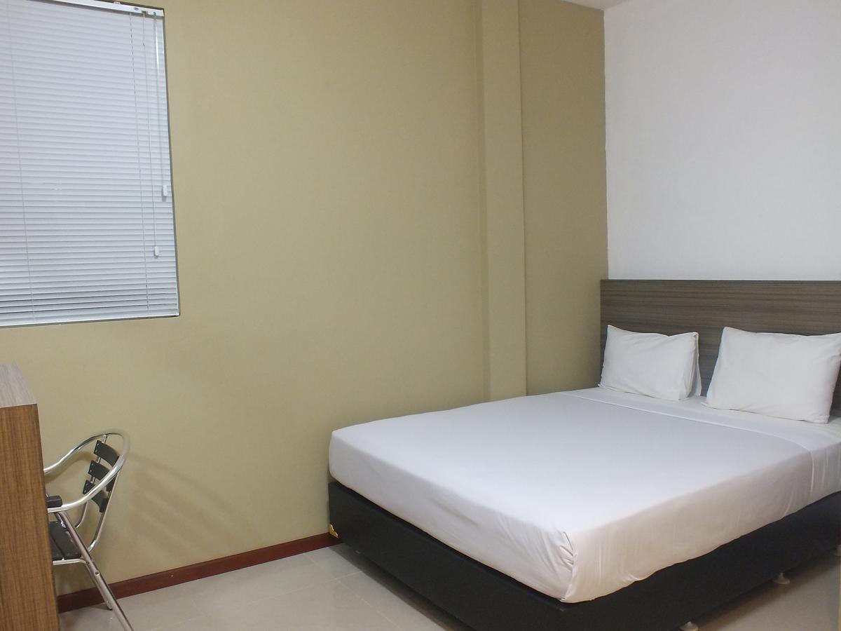 Zamrud Malioboro Hotel Yogyakarta Esterno foto