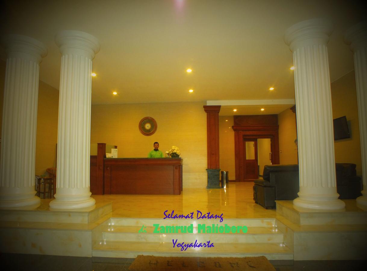 Zamrud Malioboro Hotel Yogyakarta Esterno foto