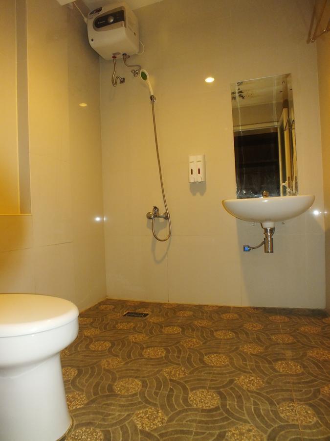 Zamrud Malioboro Hotel Yogyakarta Esterno foto